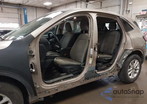 2020 Ford Escape Se z USA, uszkodzony, nr VIN 1FMCU9G69LUB53727